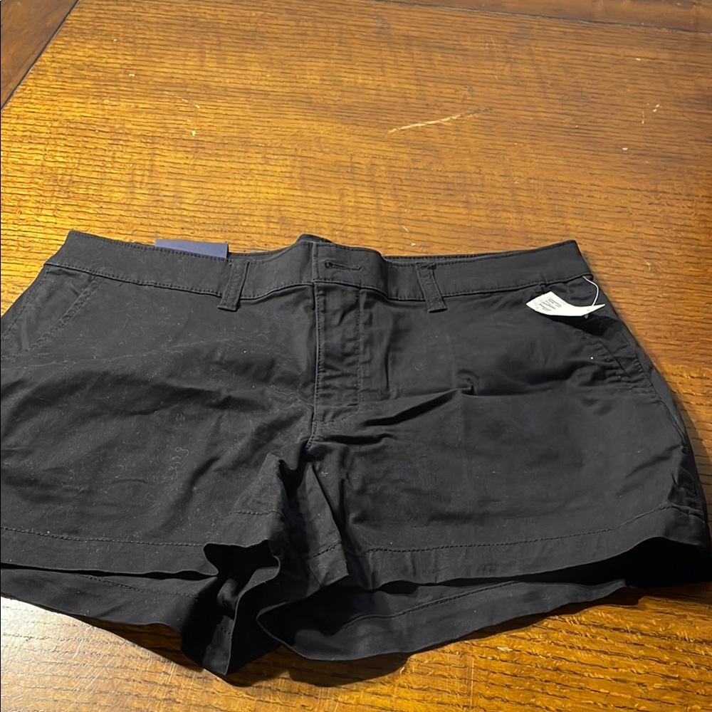 NWT GAP Women's Black Shorts